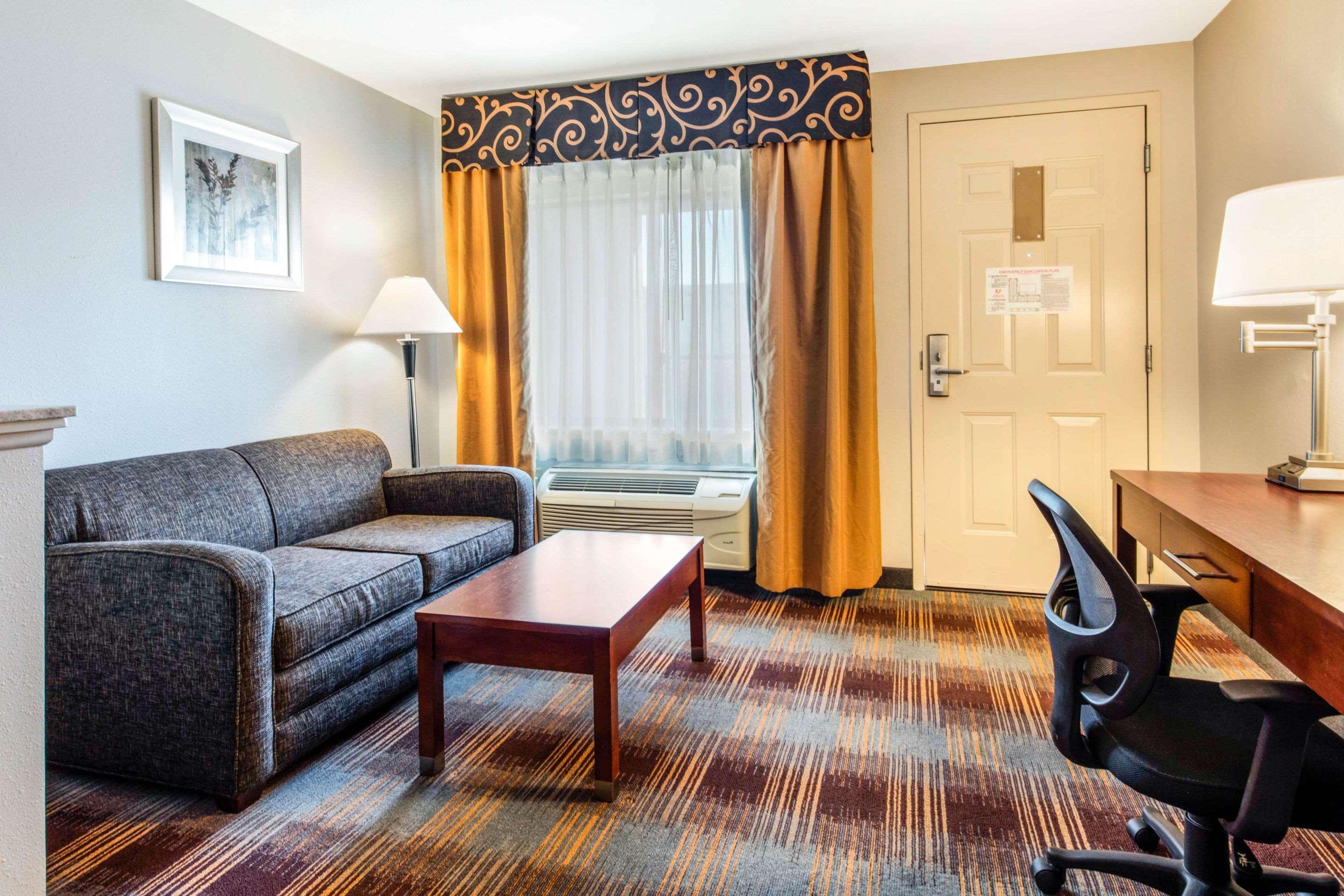 ממפיס Quality Inn Airport I-240 מראה חיצוני תמונה