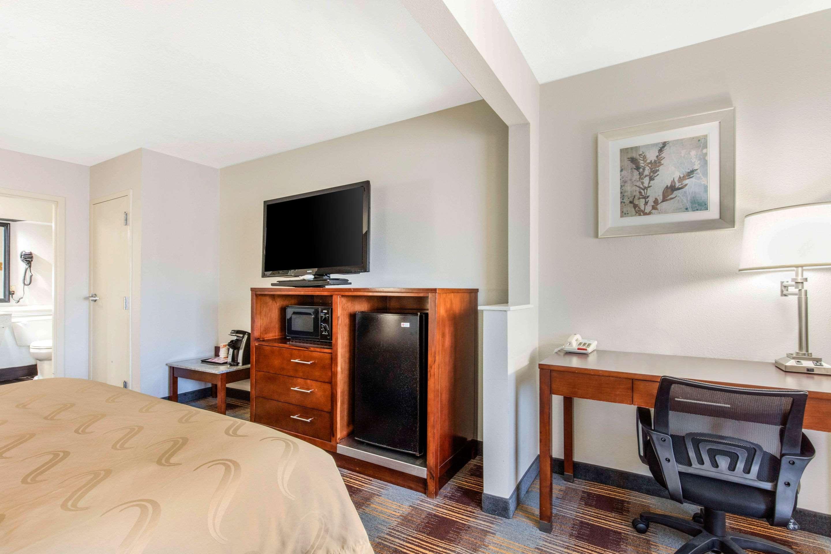 ממפיס Quality Inn Airport I-240 מראה חיצוני תמונה