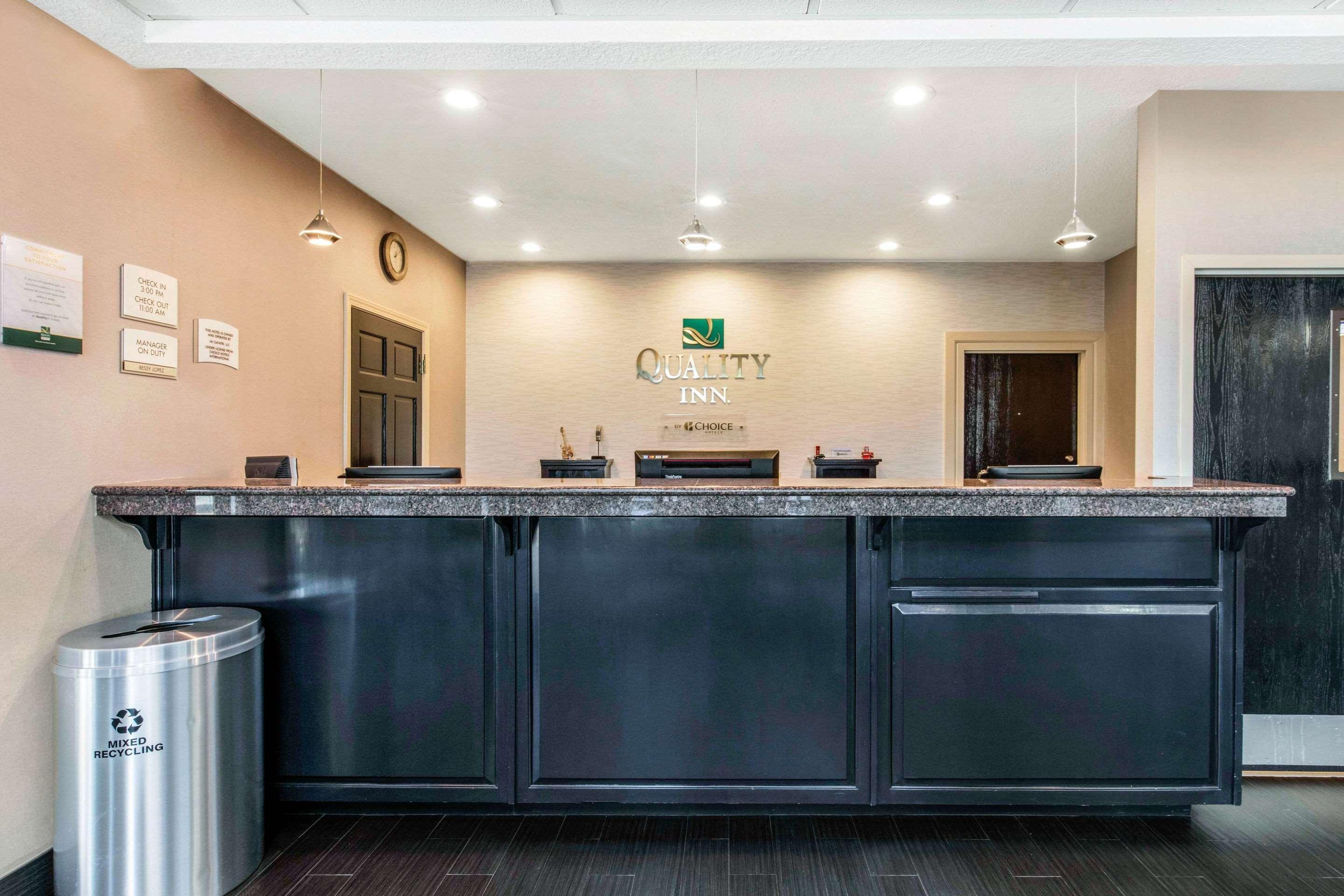 ממפיס Quality Inn Airport I-240 מראה חיצוני תמונה