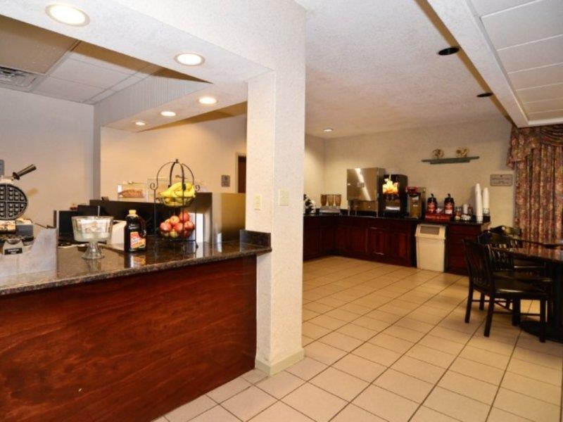 ממפיס Quality Inn Airport I-240 מראה חיצוני תמונה